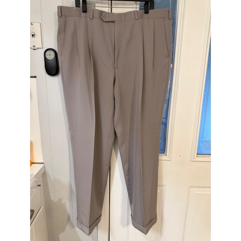 Vintage Burberrys Mens Pleated Dress Pants Taupe Tan Cuffed Made in USA 40x31